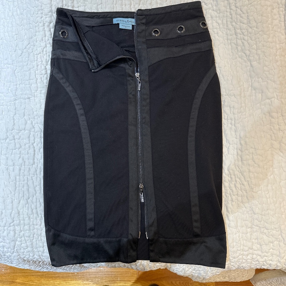 Edgy pencil skirt